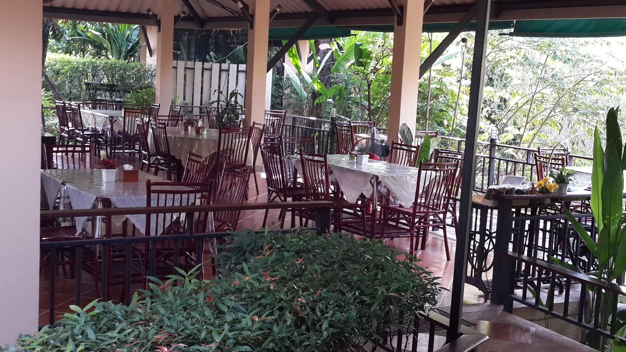 Ingnatee Resort Pathum Thani Luaran gambar